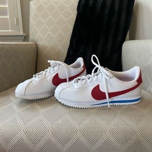 Boys Nike Cortez size 6 white shoes